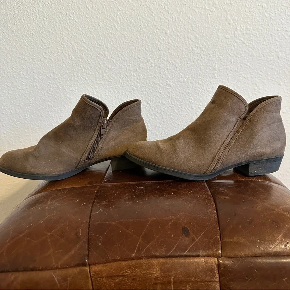 Booties - Picture 4 of 5